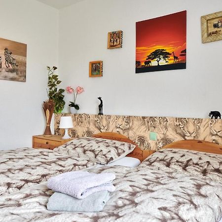 Hueblers-Schlafquartier Hotell Fürstenwalde Exteriör bild